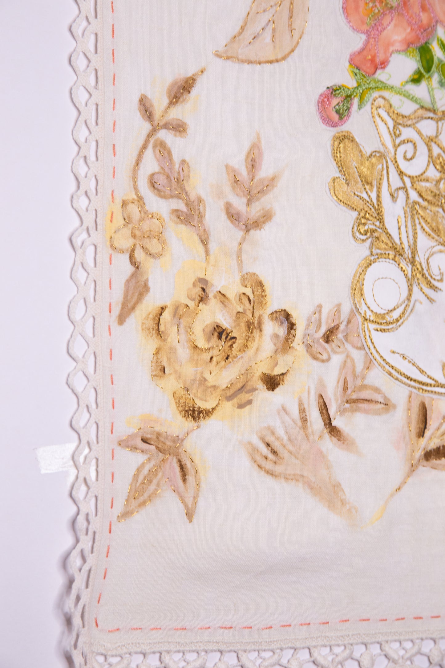 Fairing Spill Vase and Roses