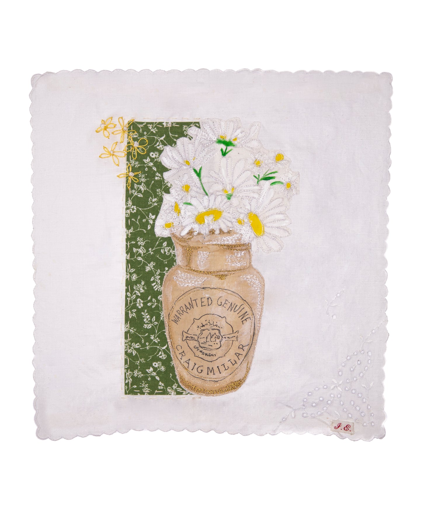 Englishcream Jar and Daisies
